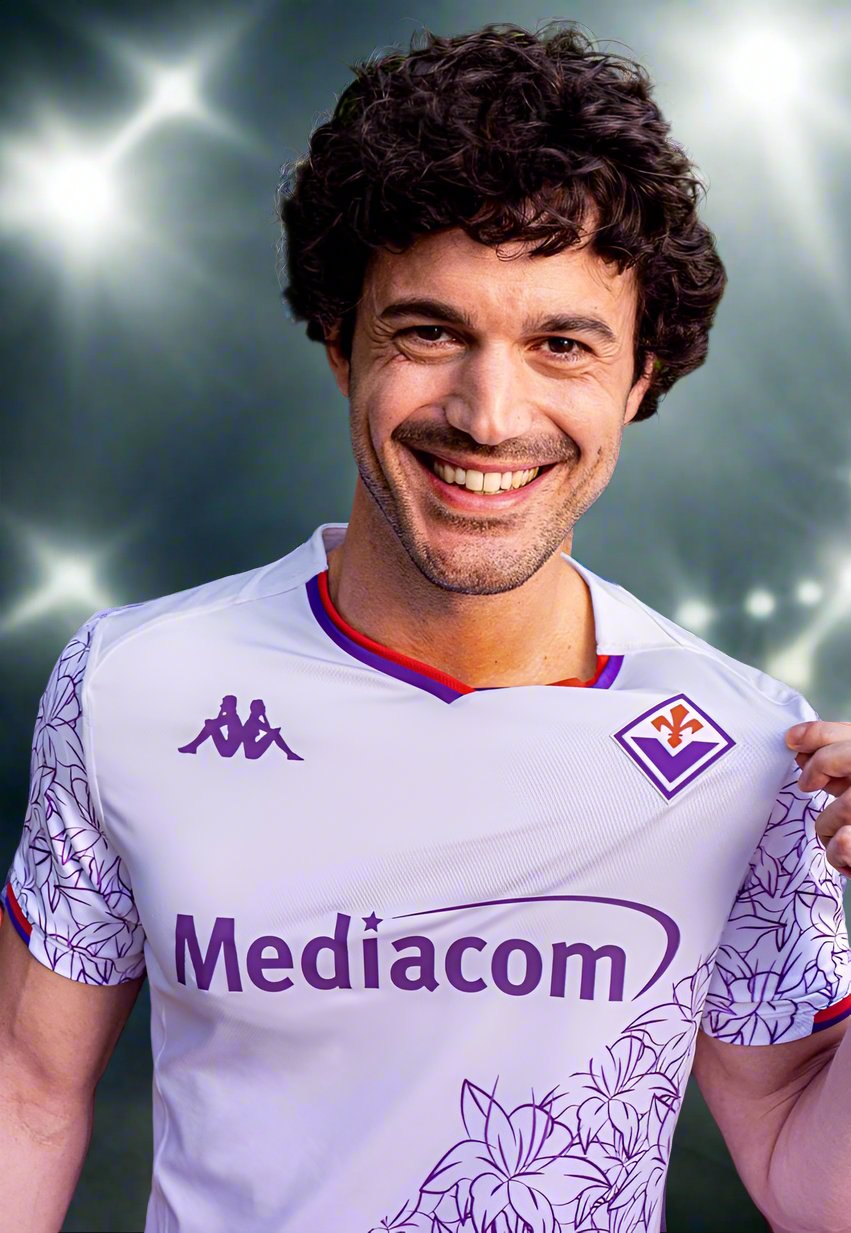 Fiorentina 23-24 Away Shirt model