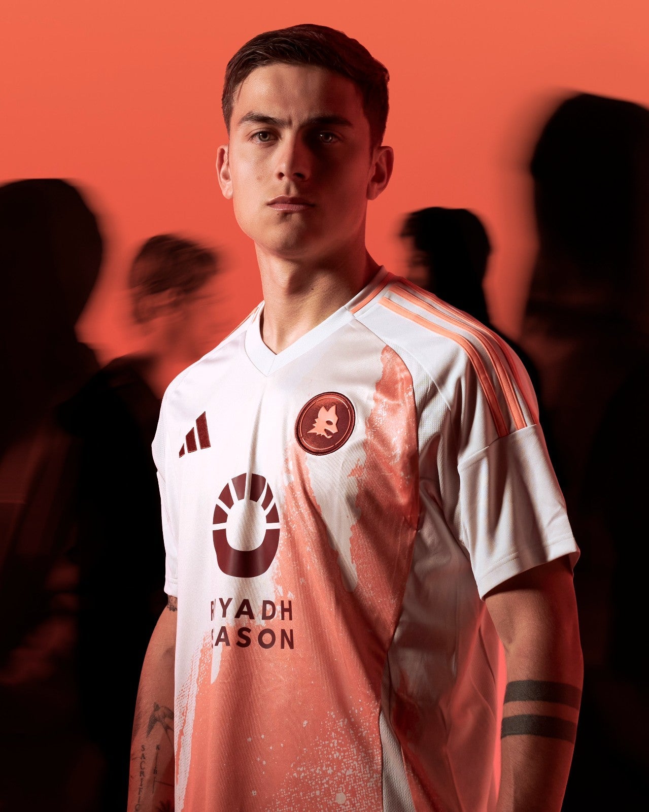 Roma 24-25 Away Shirt model