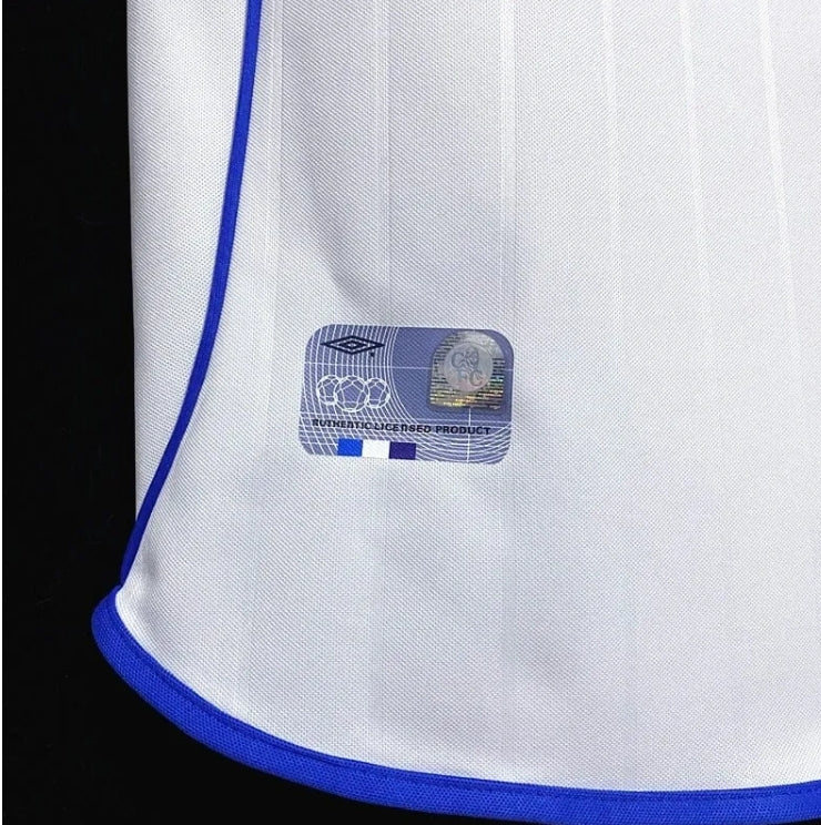 Chelsea 01-02 Away Retro Shirt licence