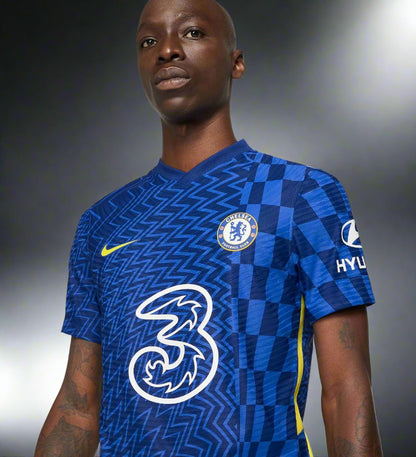 Chelsea 21-22 Home Shirt model