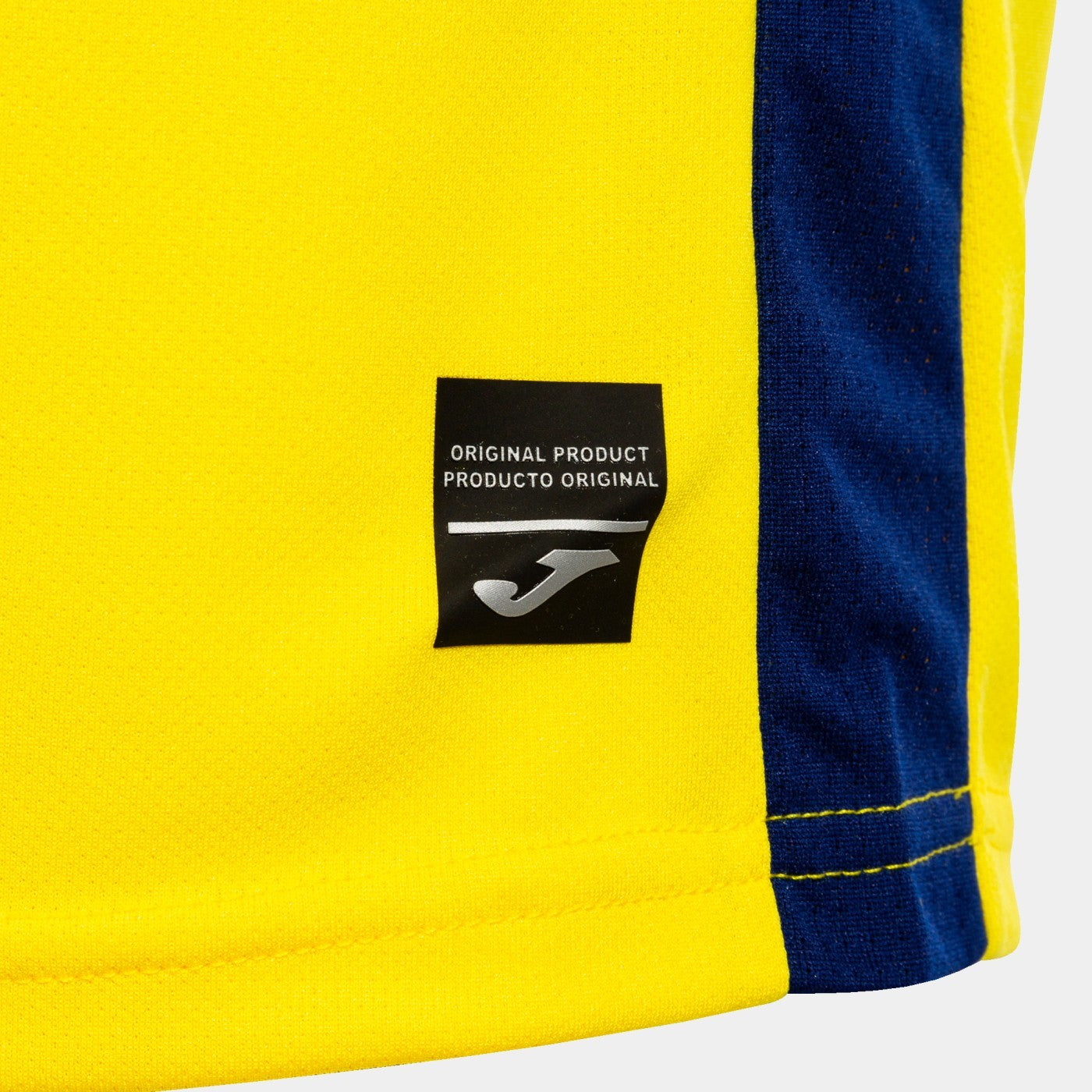 Hellas Verona 23-24 Away Shirt logo