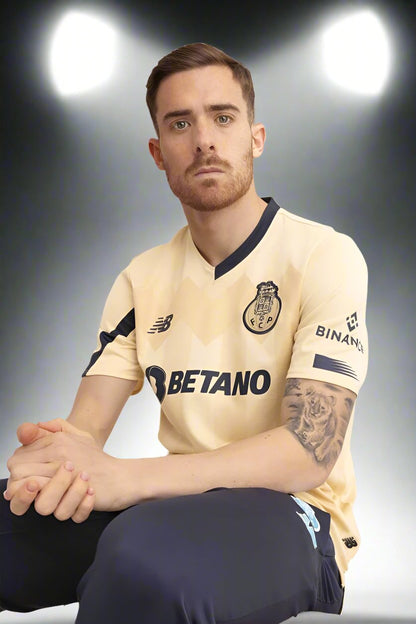 Porto 23-24 Away Shirt model