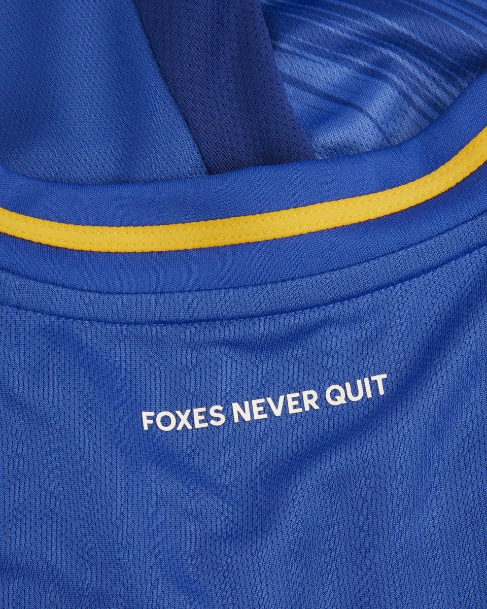 Leicester City 24-25 Home Shirt collar