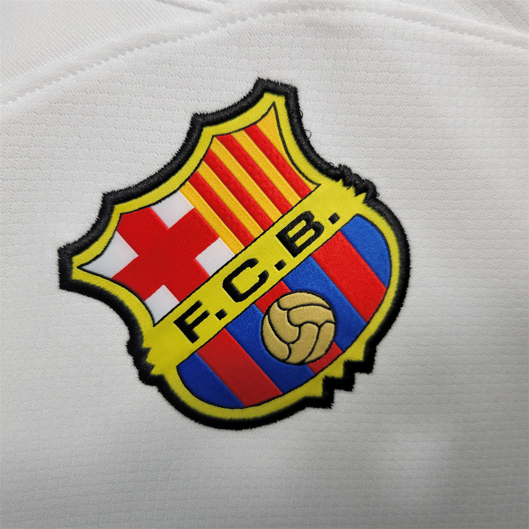 Barcelona 23-24 Away Shirt badge