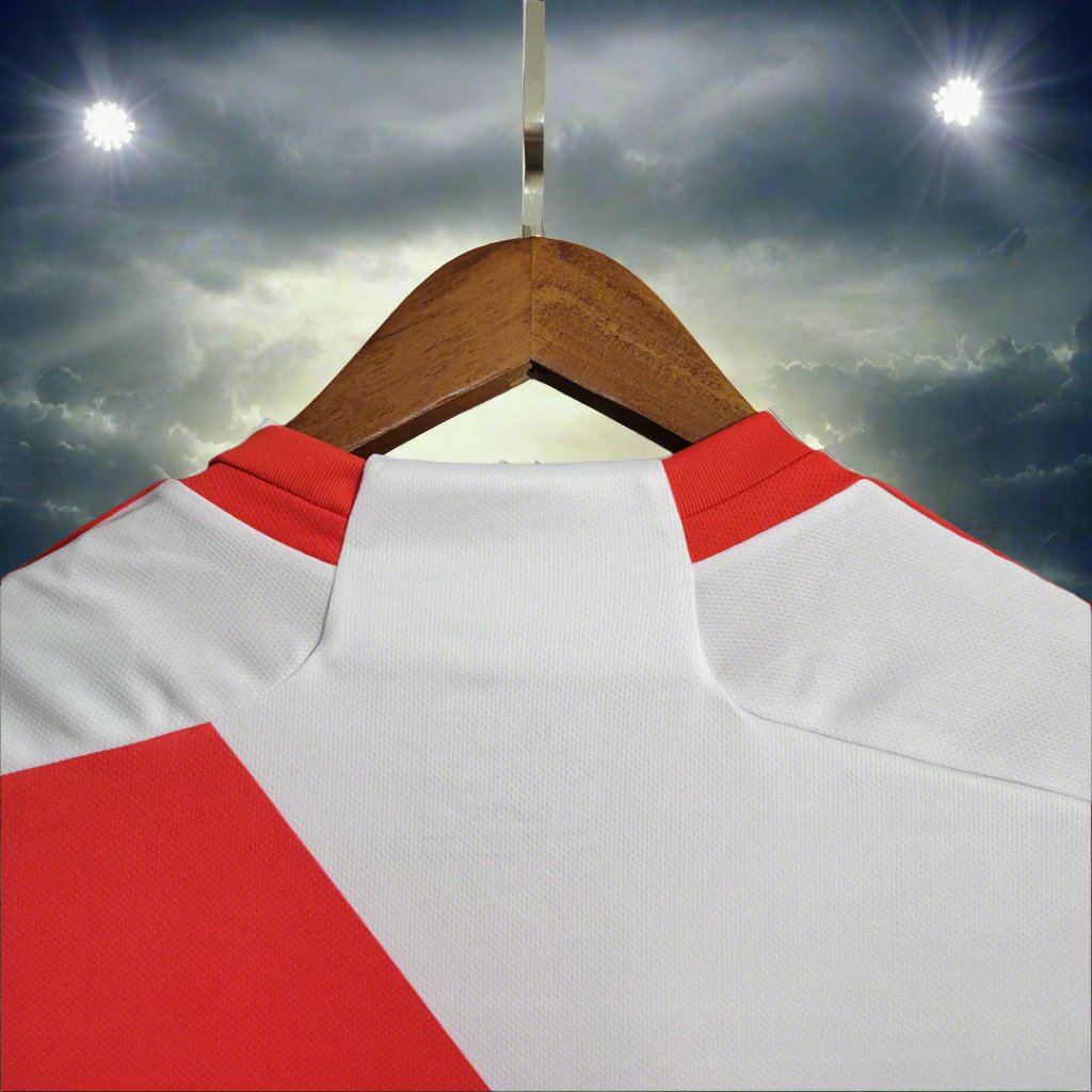 Peru 23-24 Home Shirt neck