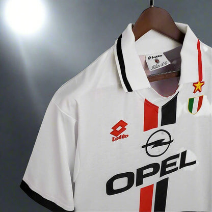 AC Milan 95-97 Away Retro Shirt sponsor