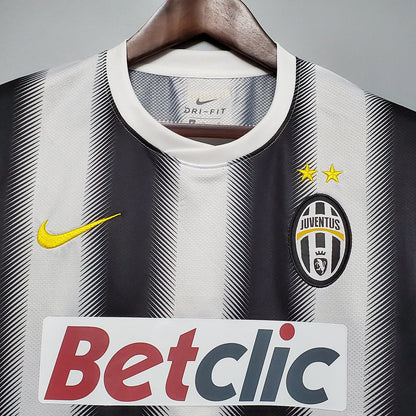 Juventus 11-12 Home Retro Shirtsponor