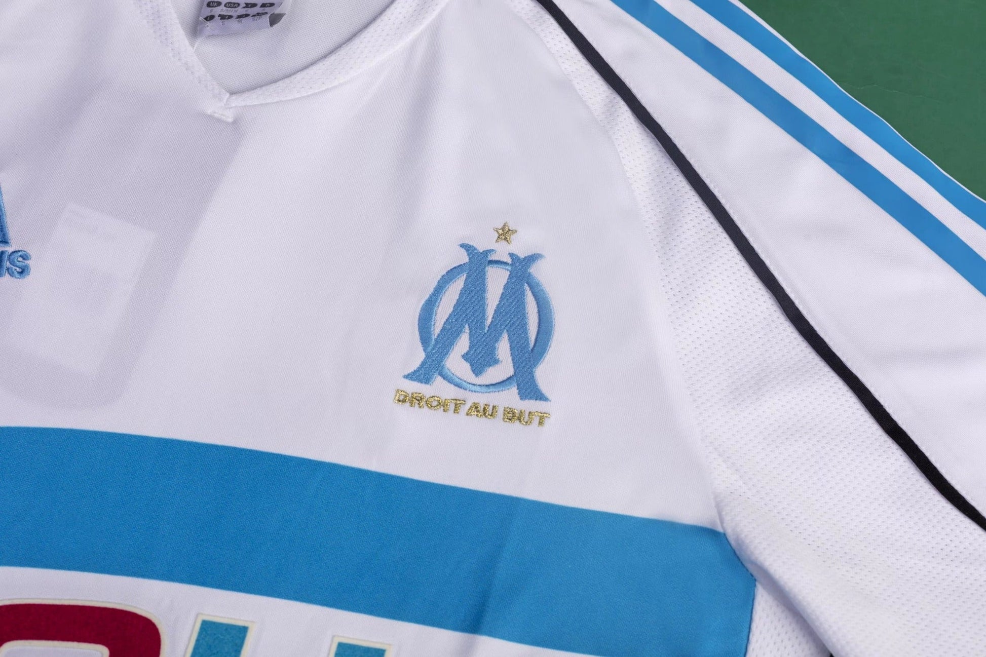 Olympique Marseille 05-06 Home Retro Shirt badge