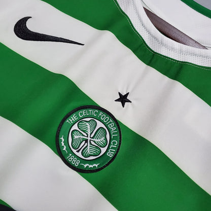 Celtic 05-06 Home Retro Shirt crest