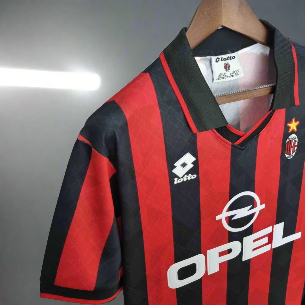 AC Milan 95-96 Home Retro Shirt sponsor