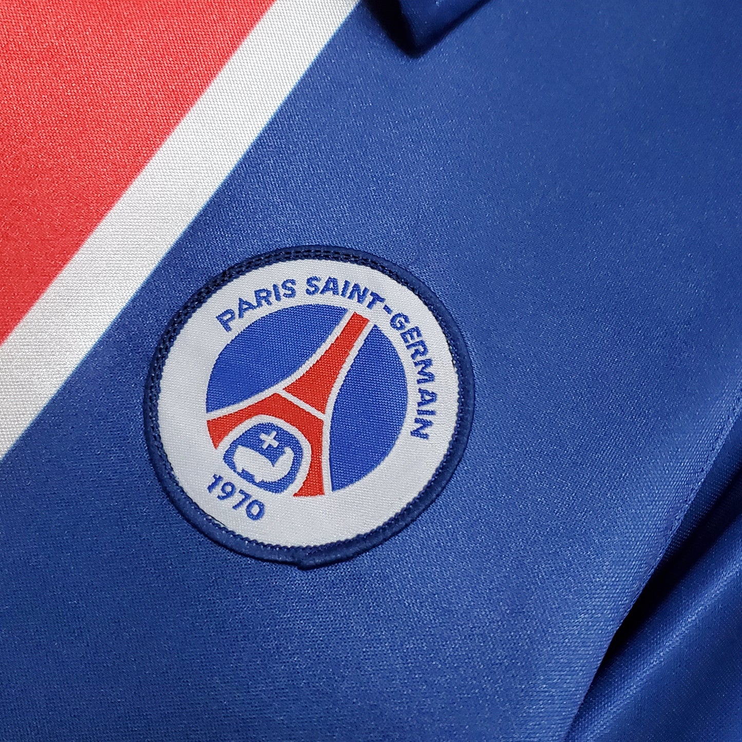 PSG 98-99 Home Retro Shirt badge