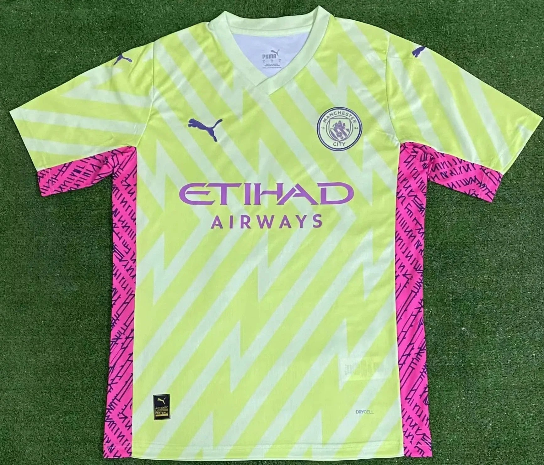 Manchester City 23-24 Goalkeeper Shirt 3 front