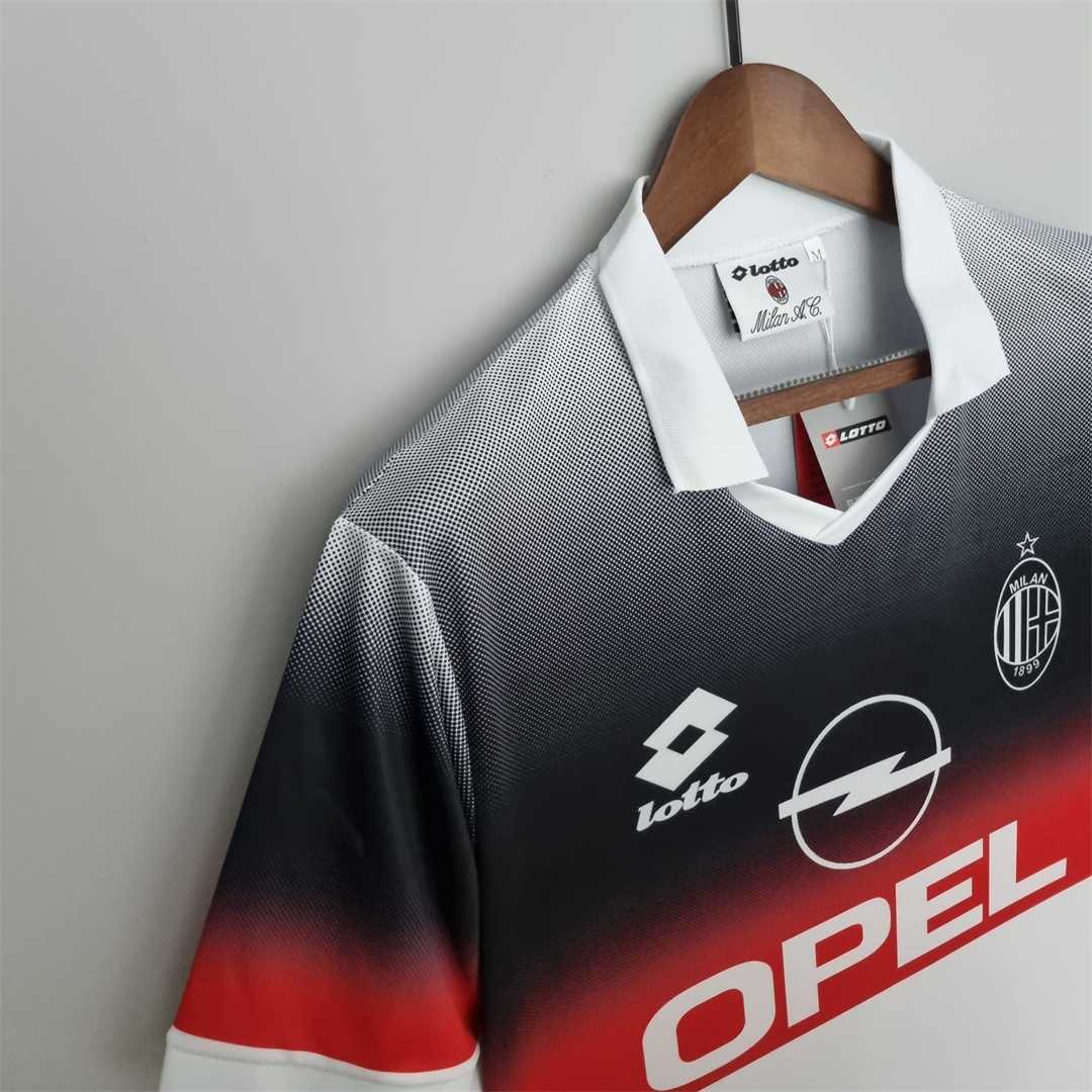 AC Milan 95-96 Training Shirt Retro Shirt sponsor