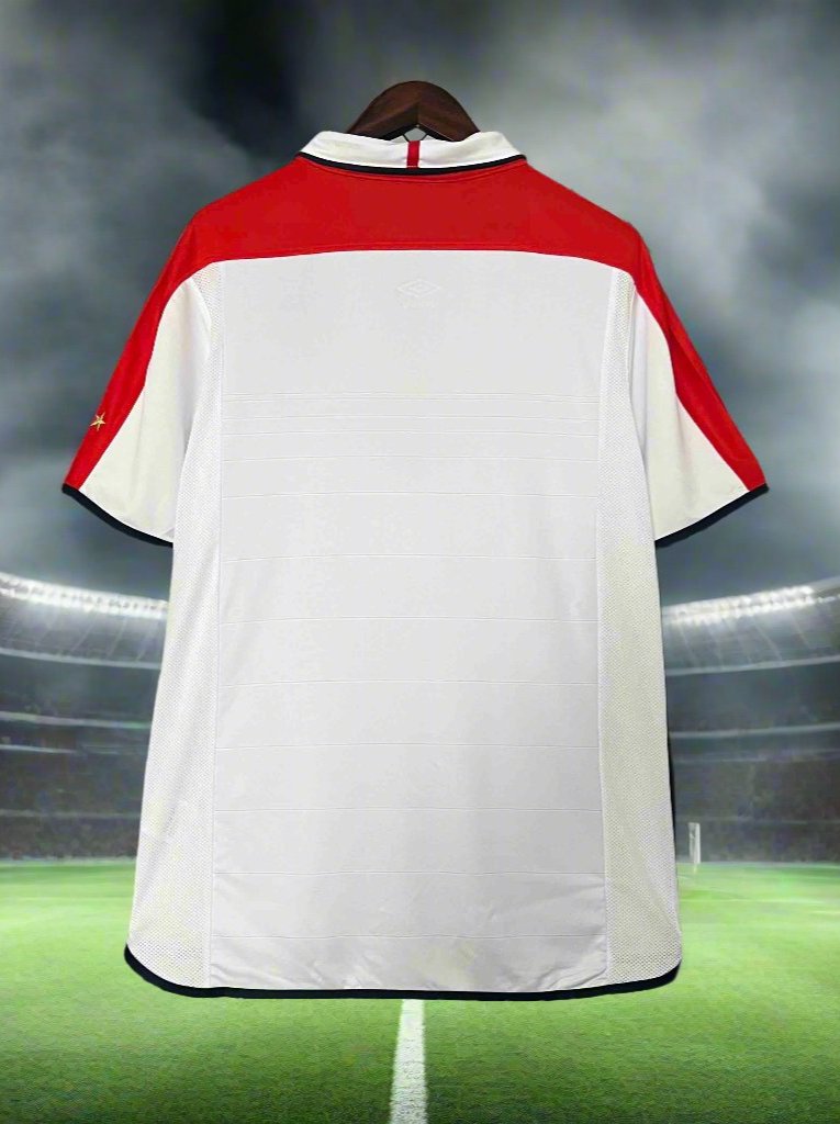 England 04-06 Home Retro Shirt rear