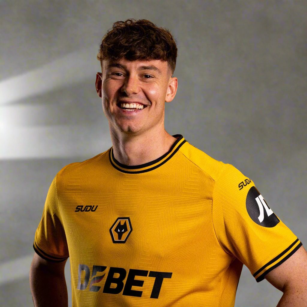 Wolverhampton Wanderers 24-25 Home Shirt model