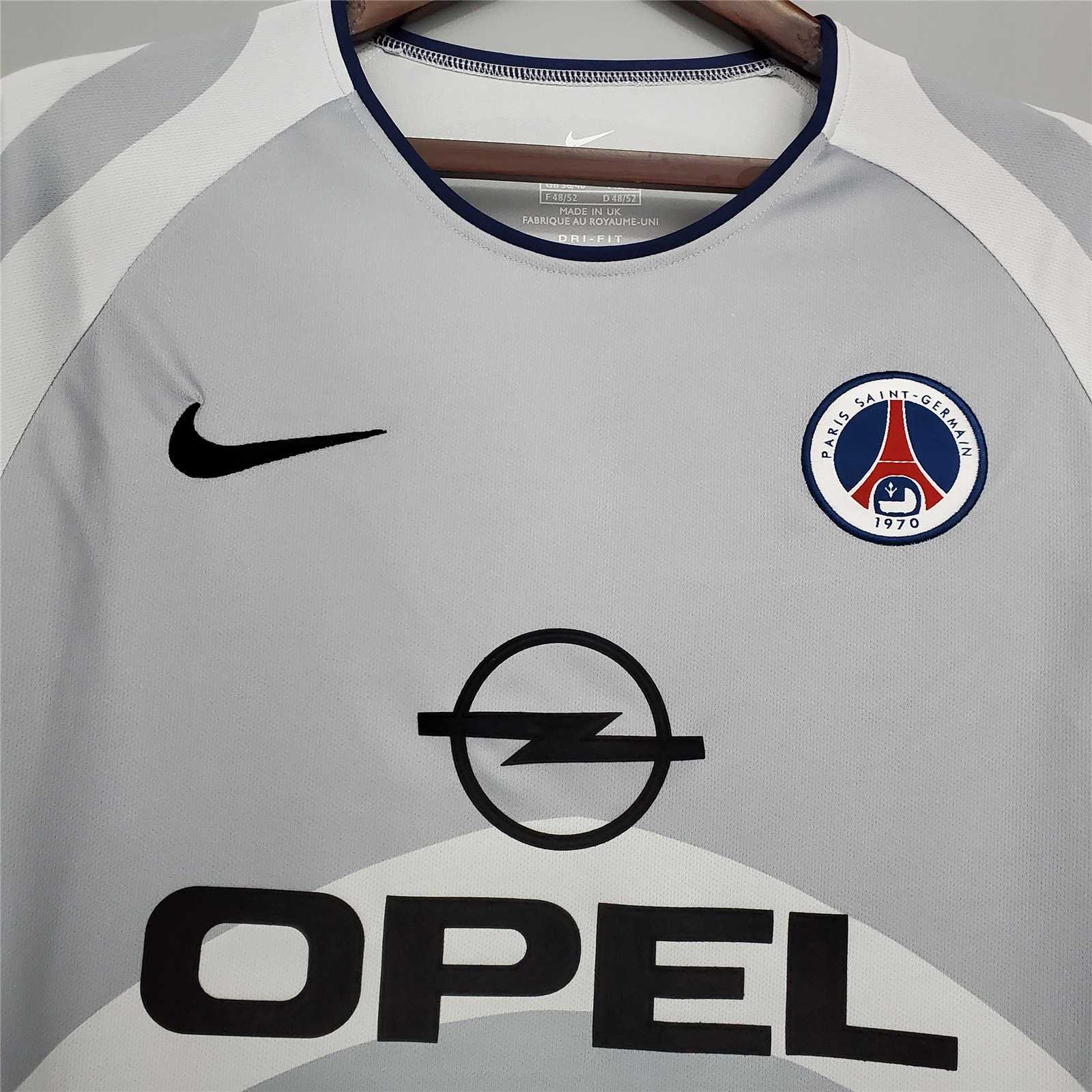 PSG 01-02 Away Retro Shirt sponsor