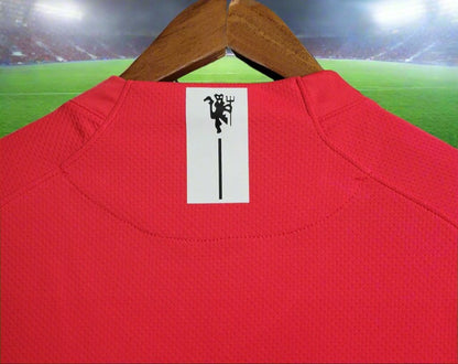 MNU 07-09 Home Shirt collar