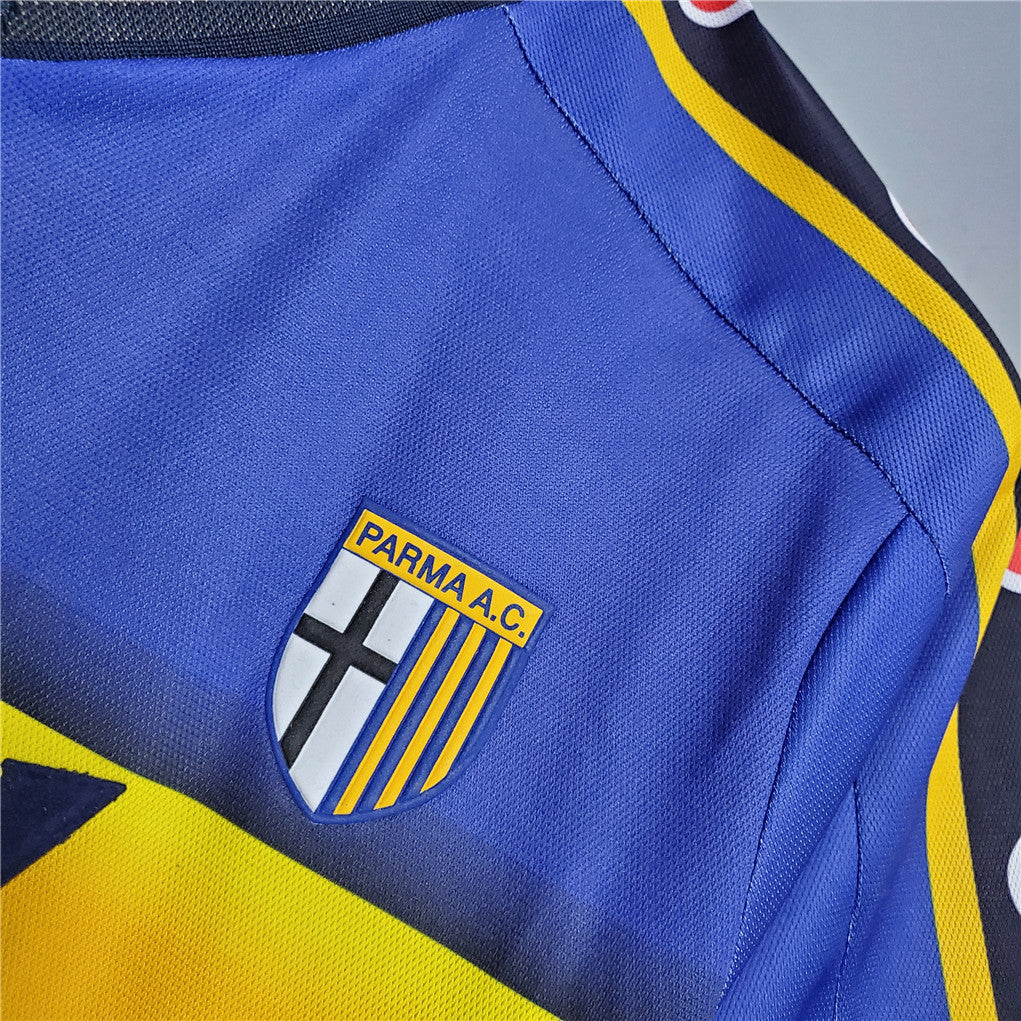 Parma 01-02 Home Retro Shirt crest