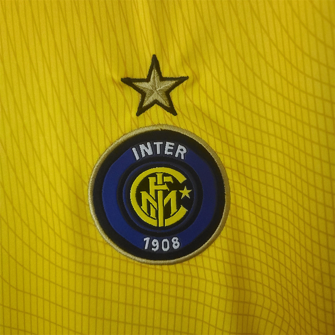 Inter Milan 02-03 Away Retro Shirt crest