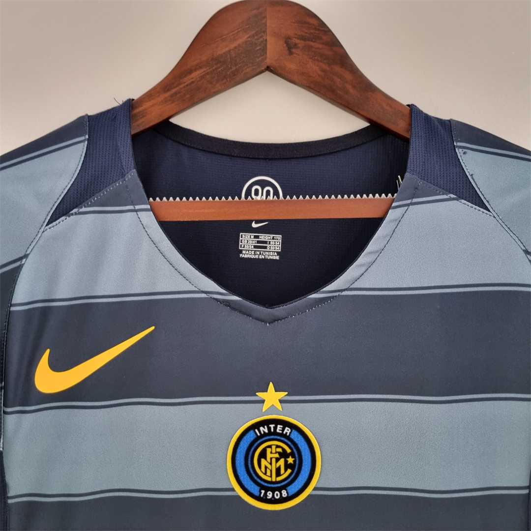 Inter Milan 04-05 Away Retro Shirt collar