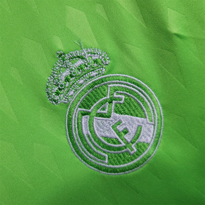 Real Madrid 23-24 Goalkeeper Shirt Green badge