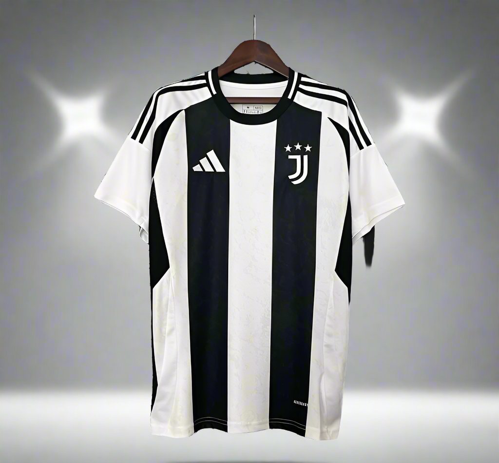 Juventus 24-25 Home Shirt front