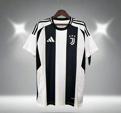 Juventus 24-25 Home Shirt front