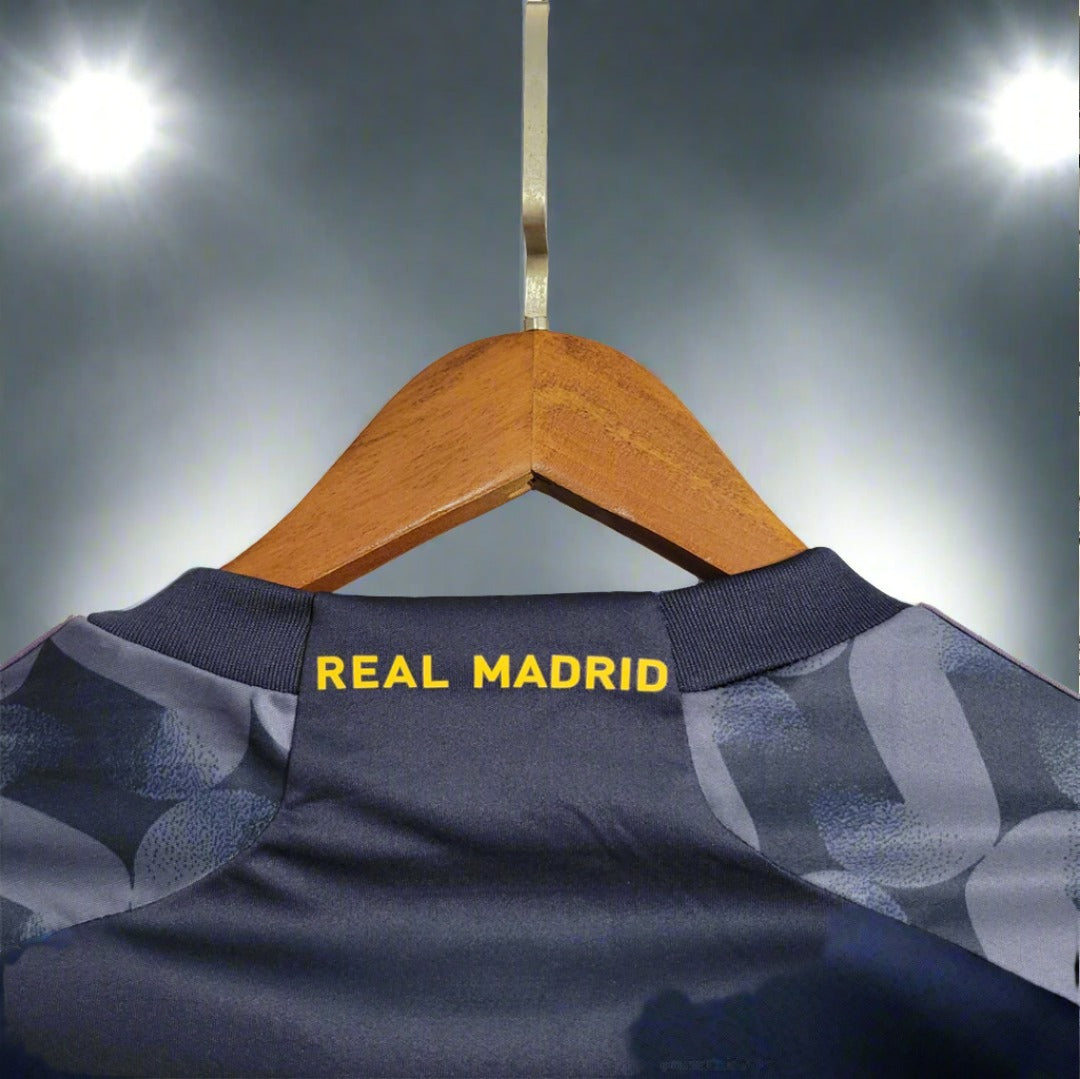 Real Madrid 23-24 Away Shirt neck