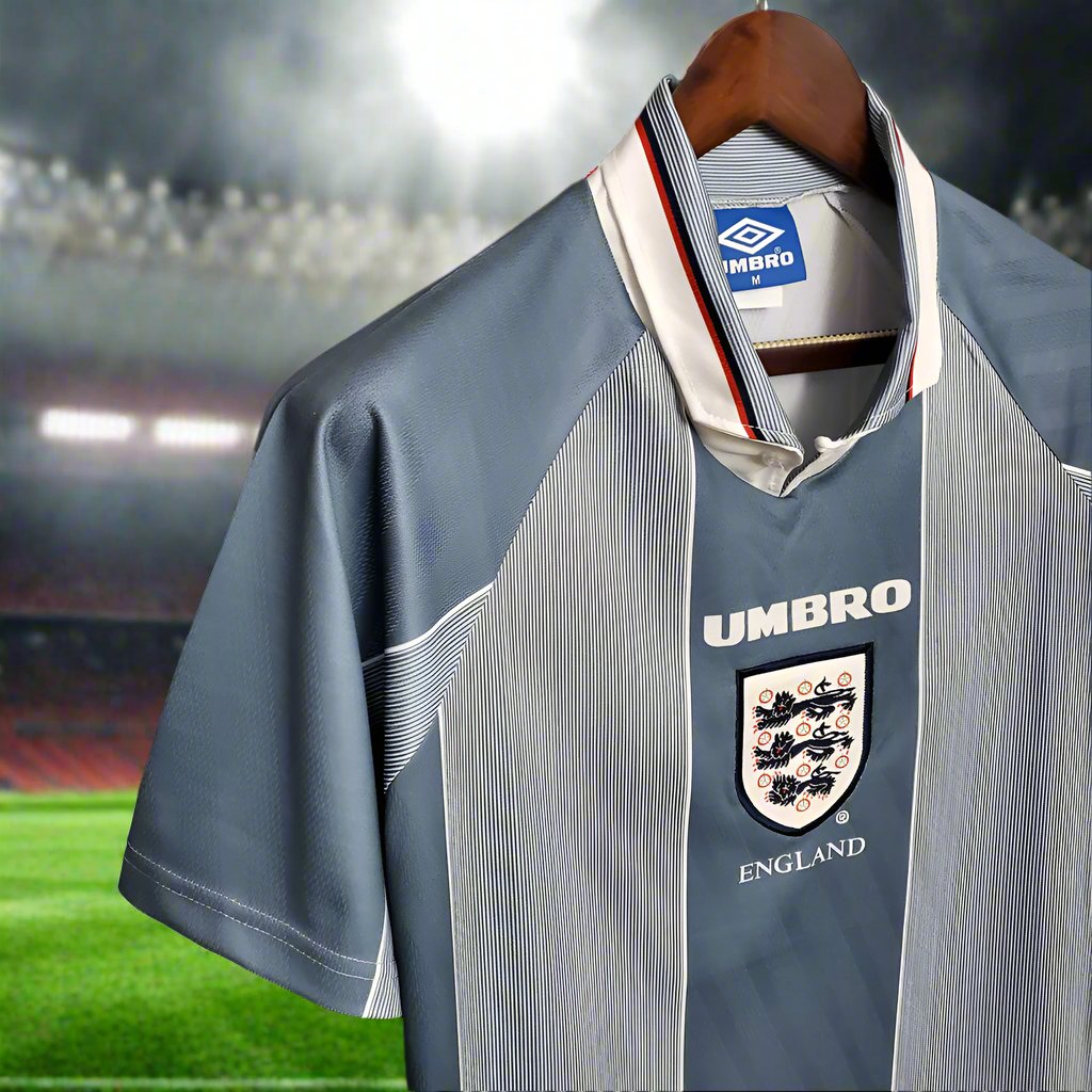 England 96-98 Away Retro Shirt collar