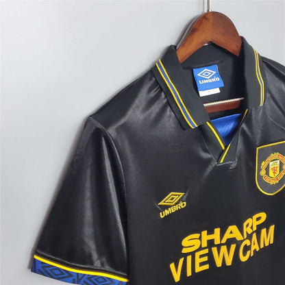 MNU 93-95 Away Shirt side