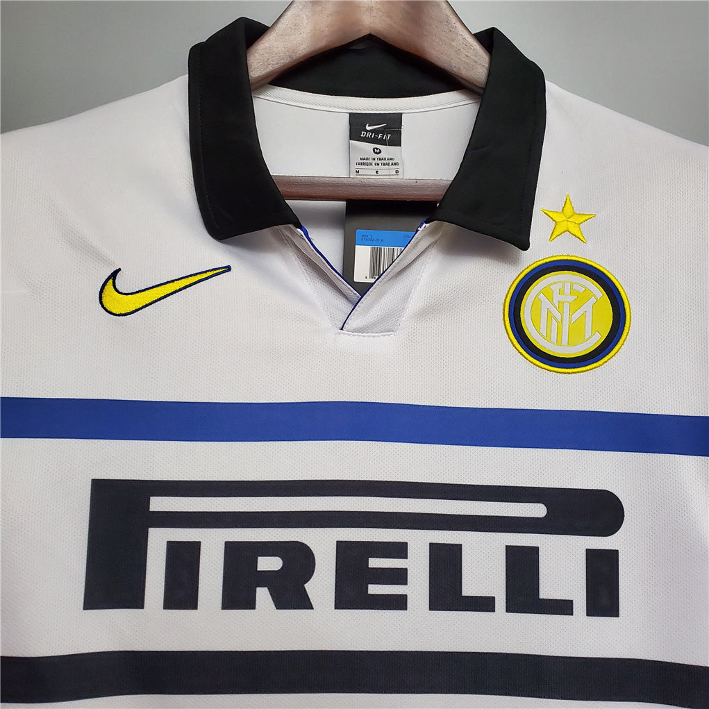 Inter Milan 98-99 Away Retro Shirt sponsor