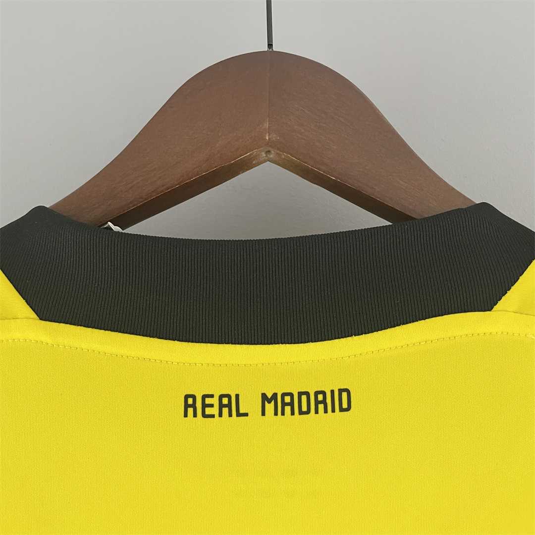 Real Madrid 11-12 Goalkeeper Retro Shirt collar