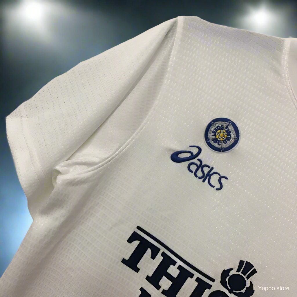 Leeds United 95-96 Home Shirt sleeve