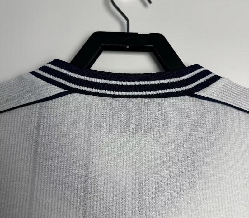 Tottenham Hotspur 97-98 Home Retro Shirt neck