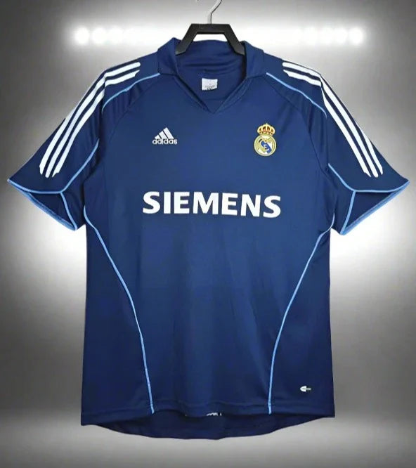 Real Madrid 05-06 Away Retro Shirt