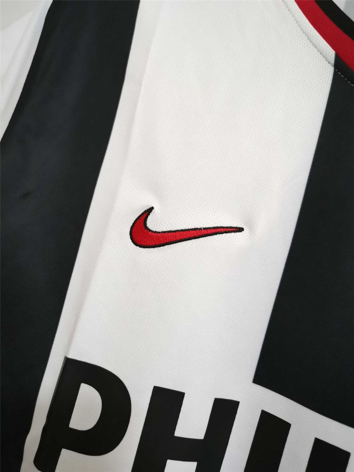 PSV Eindhoven 98-99 Away Retro Shirt brand