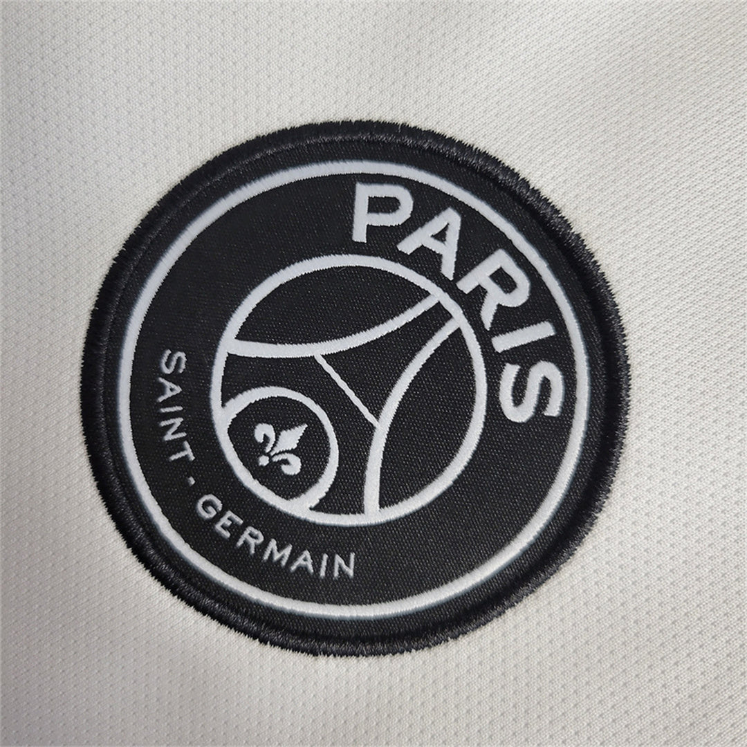 PSG 18-19 European Away Retro Shirt badge