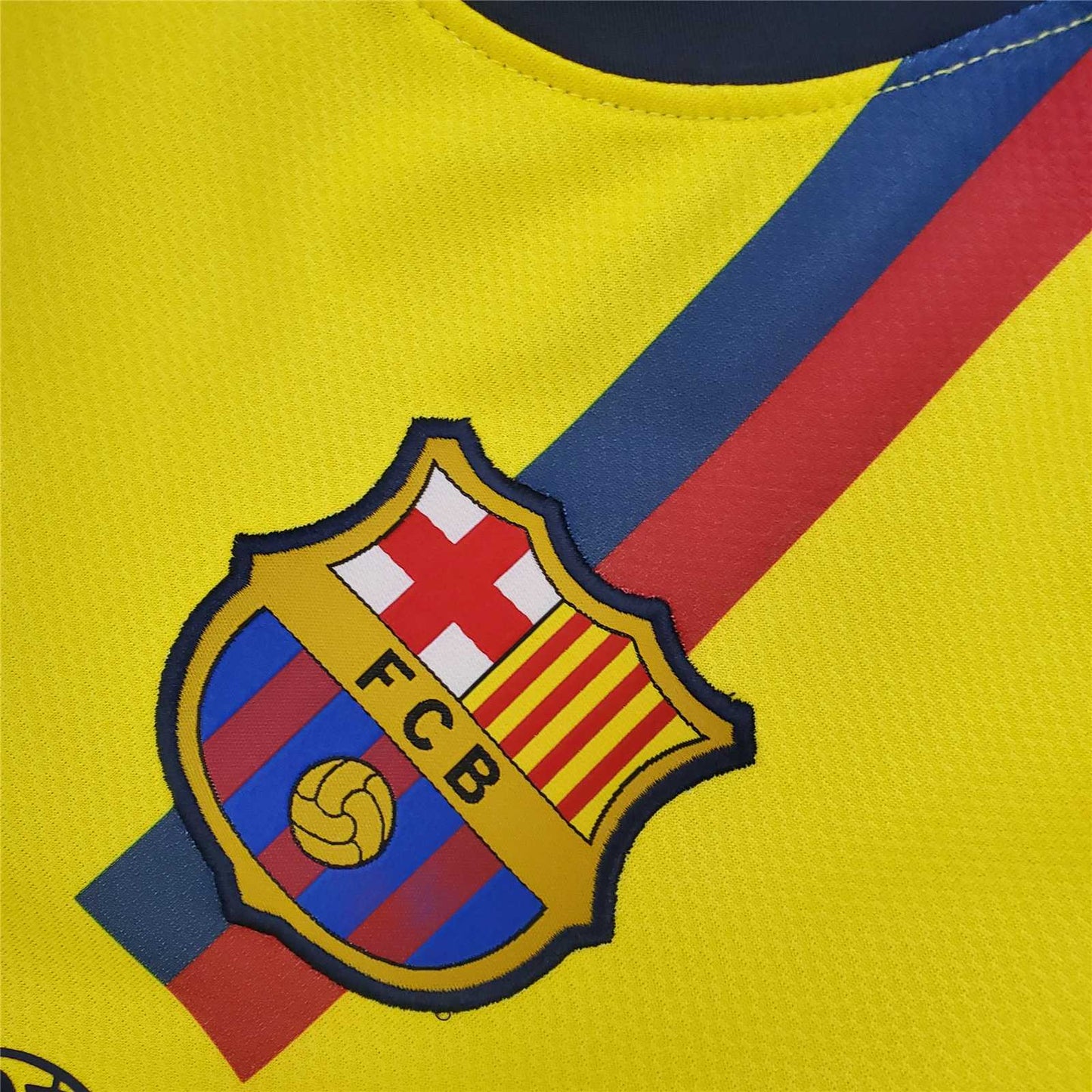 Barcelona 08-09 Away Retro Shirt badge