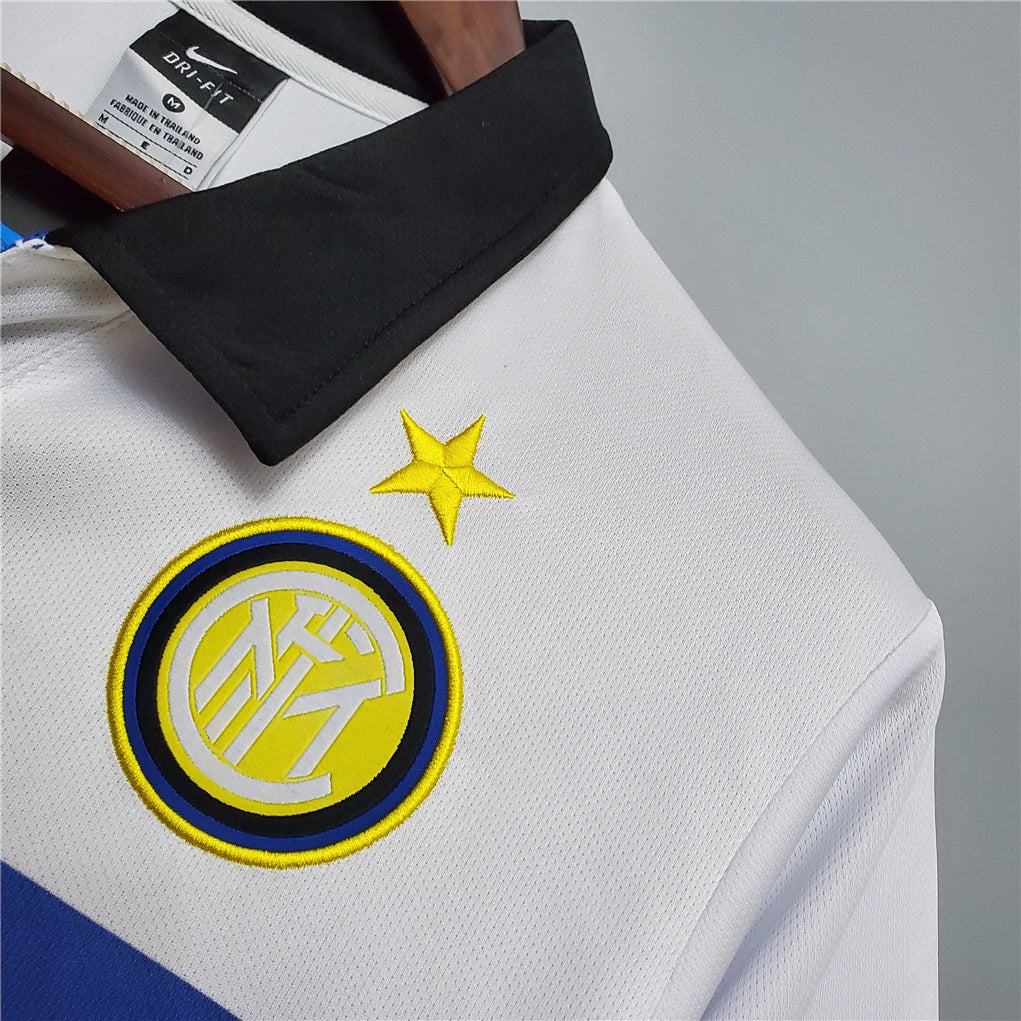 Inter Milan 98-99 Away Retro Shirt badge