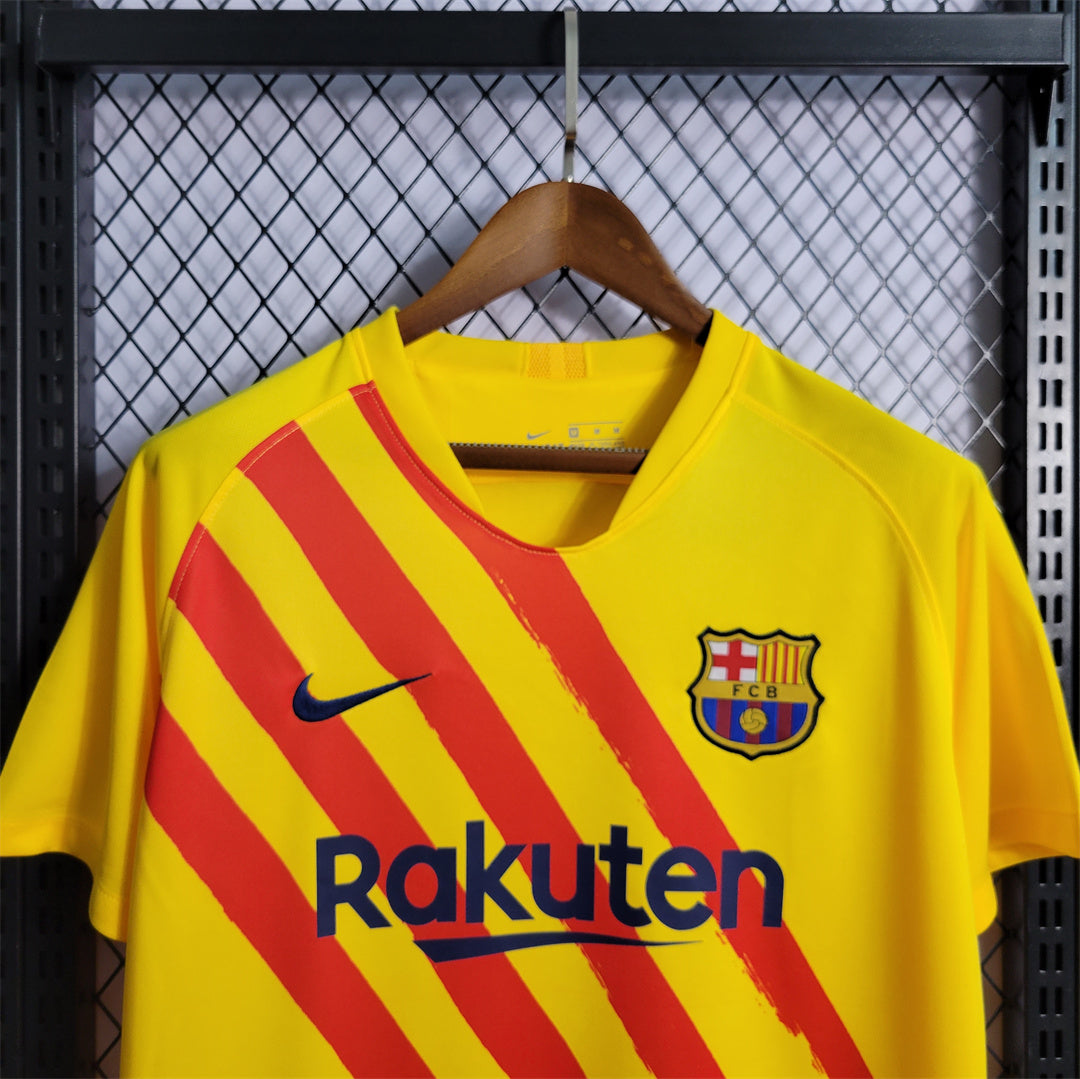 Barcelona 19-22 4th Shirt front