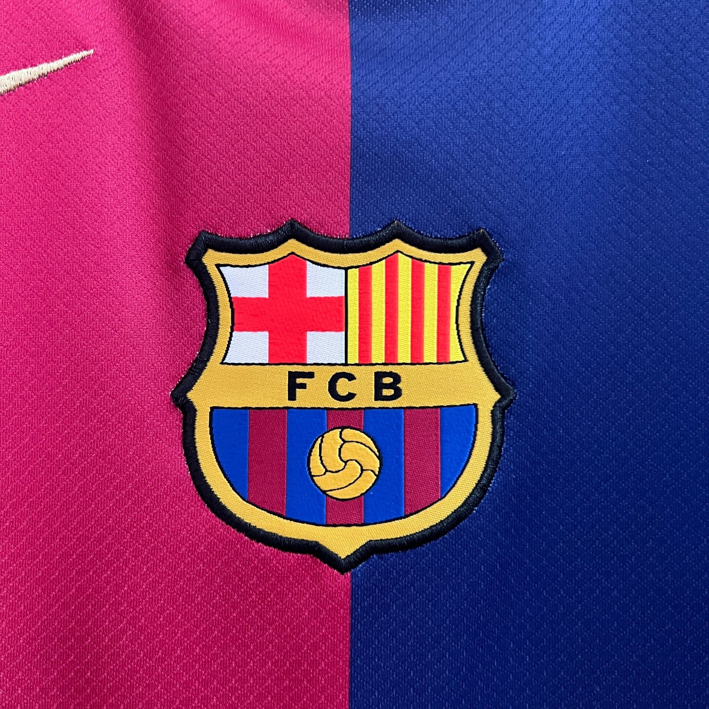 Barcelona 24-25 Home Shirt crest