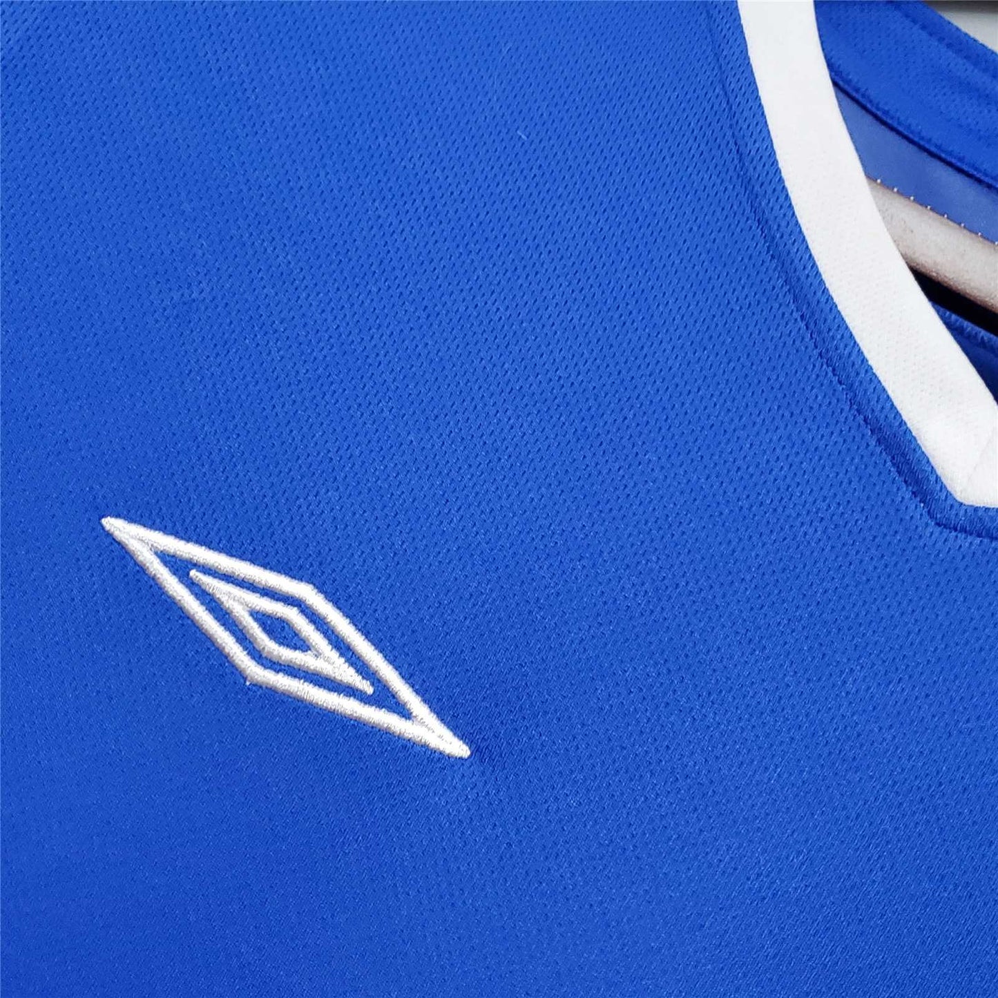 Chelsea 03-05 Home Retro Shirt brand