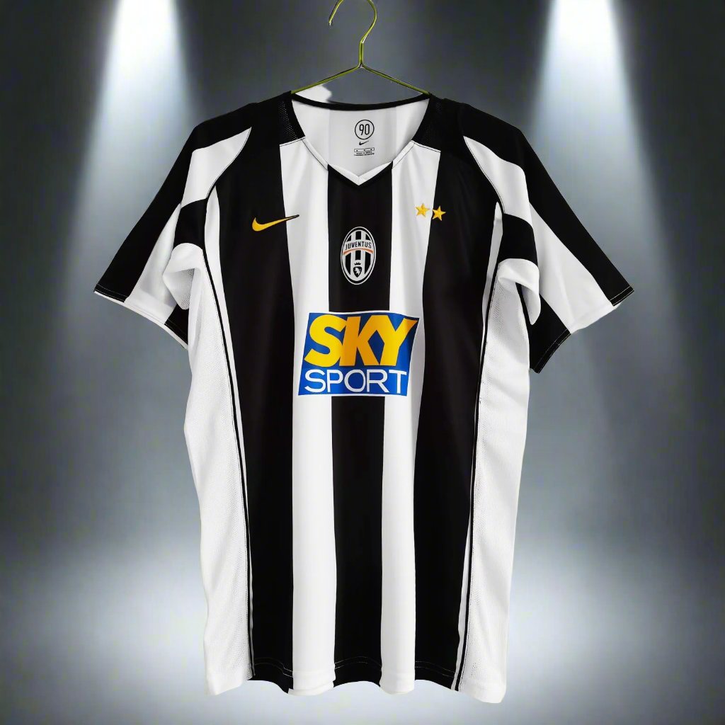 Juventus 04-05 Home Retro Shirt