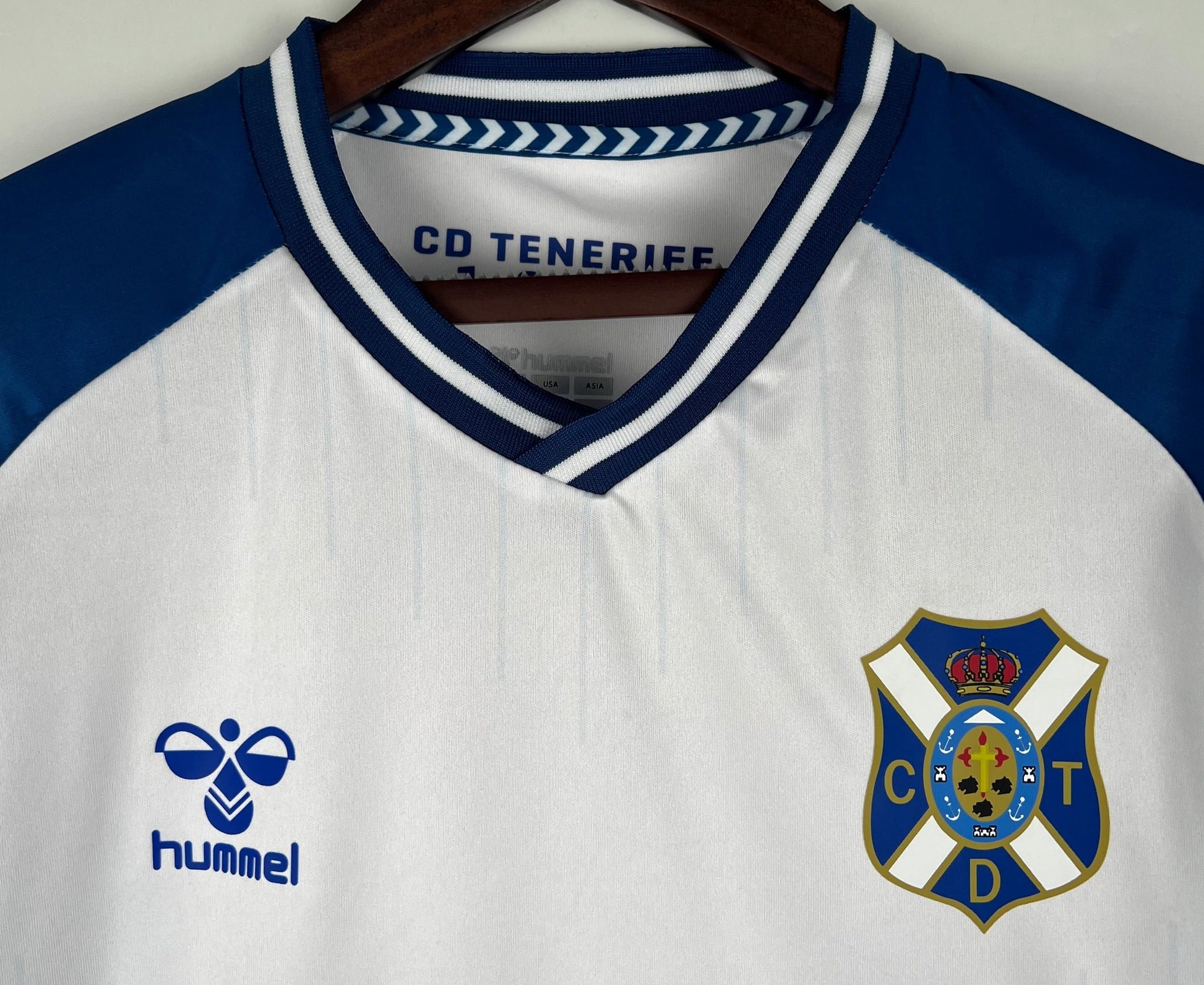 CD Tenerife 23-24 Home Shirt neck