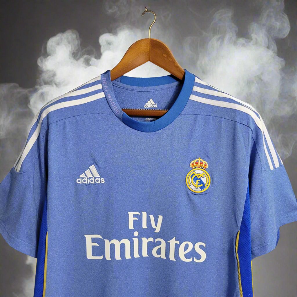 Real Madrid 13-14 Away Retro Shirt sponsor