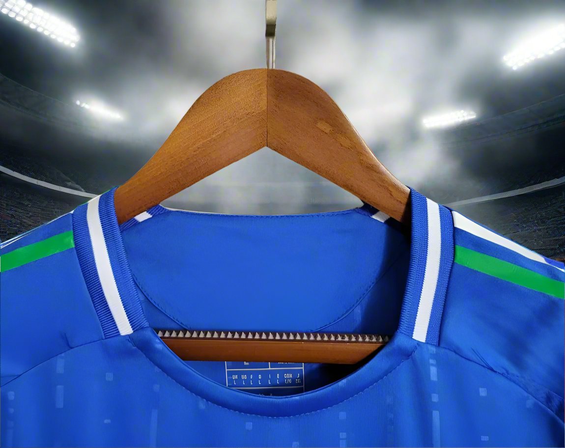 Italy 24-25 Home Shirt collar