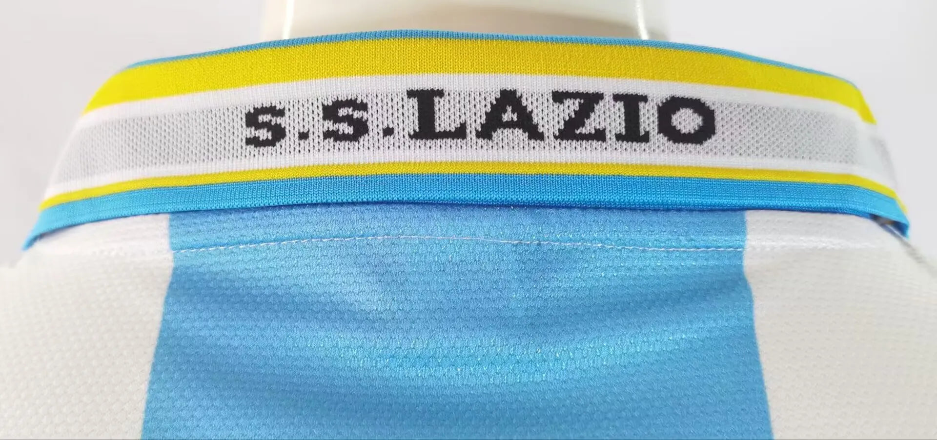 Lazio 99-00 European Retro Shirt collar