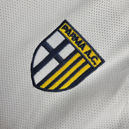 Parma 03-04 Away Retro Shirt crest