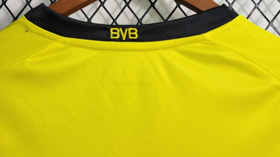 Borussia Dortmund 11-12 Home Retro Shirt neck