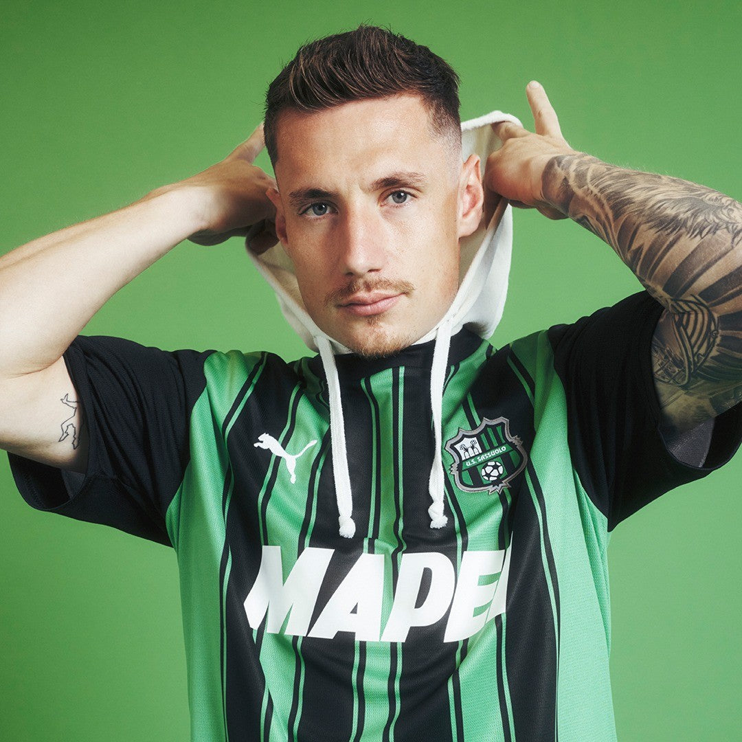 Sassuolo 23-24 Home Shirt model